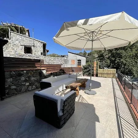 Villa Stone Built In Village Louvaras