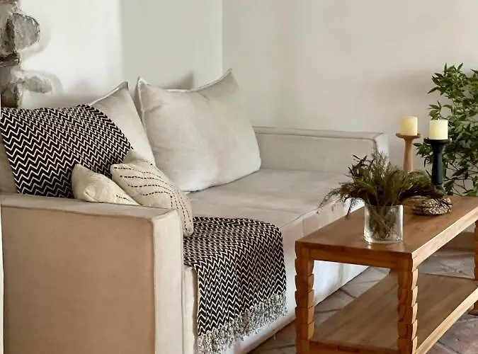 Villa Stone Built In Village Louvaras